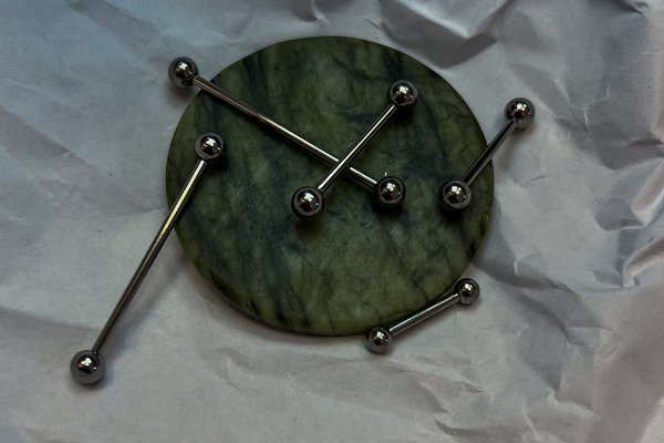 Titāna rotaslietas pīrsingam